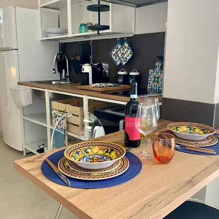 דירה Bedda Matri Dimora Siciliana אבולה